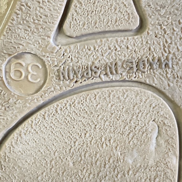 Amazing Crocheted Espadrilles - Picture 6 of 9